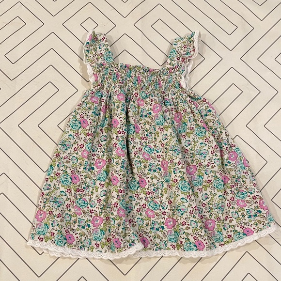 Petit Confection Floral Ruffle Dress - Picture 4 of 9